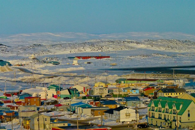 iqaluit_nunavut_canada
