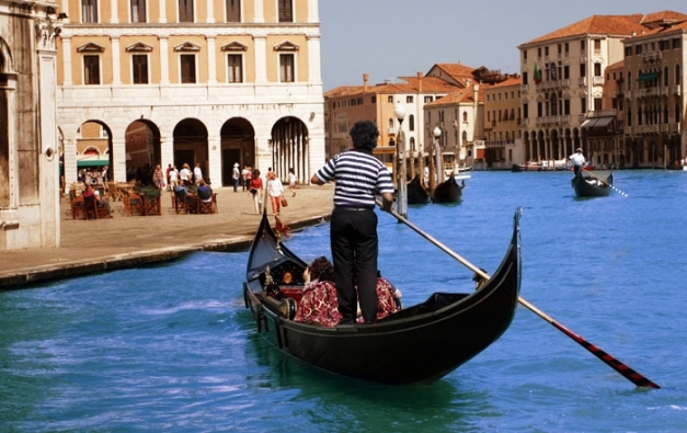 1351686054_Venice-Italy